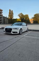 Audi A4 Avant 1.8 TFSI Automatik  *Panoramadach*