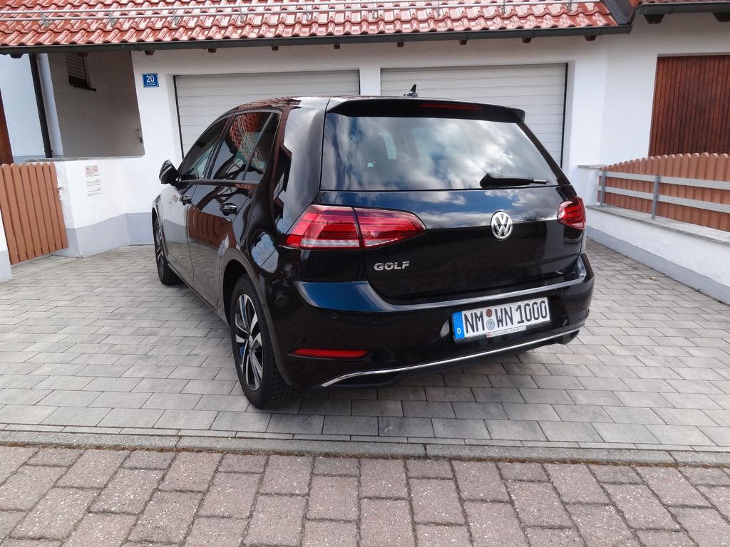 Image of Volkswagen Golf