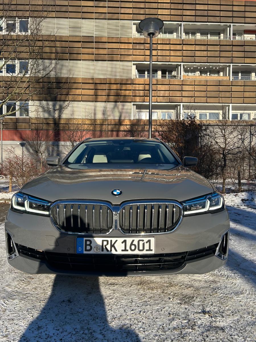 BMW 540 i xDrive Touring A 2. Hand-HUD -Laser-AHK