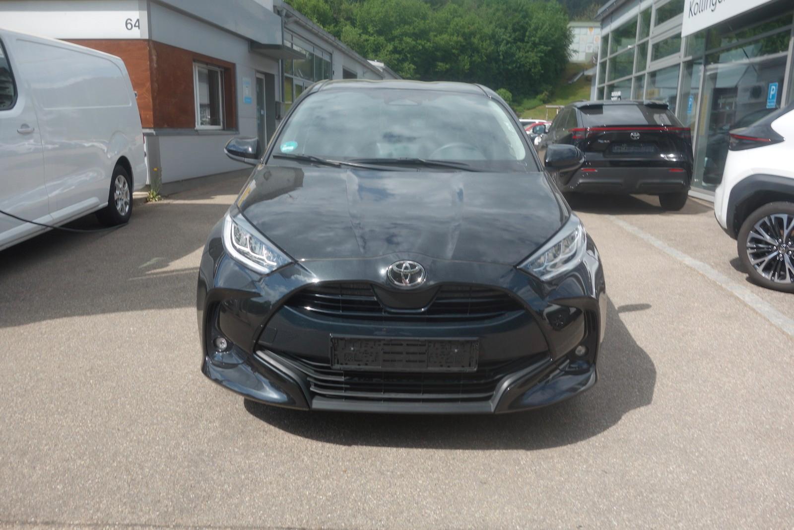 Toyota Yaris Hybrid Teamplayer