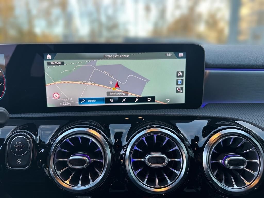 Fahrzeugabbildung Mercedes-Benz A 200 Progressive Night Totwi. Navi LED SHZ KAM