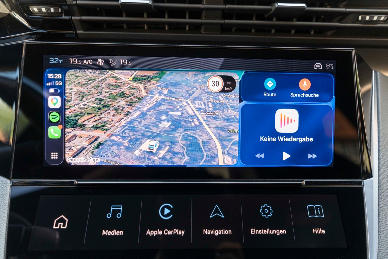 Fahrzeugabbildung Peugeot 408 PureTech 130 GT ACC 360° LED CARPLAY
