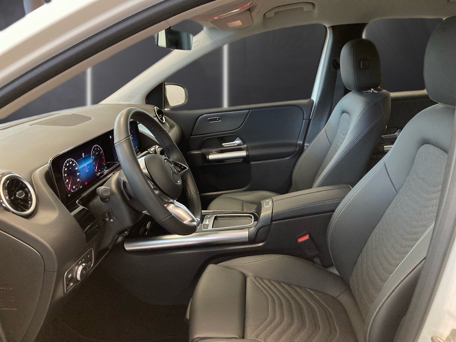 Fahrzeugabbildung Mercedes-Benz B 220 4M Progressive Adv.*Totwinkel*360*Winter*