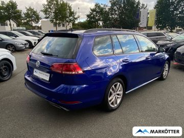 Volkswagen Golf - 2