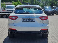 Fahrzeugabbildung Levante Gransport Q4