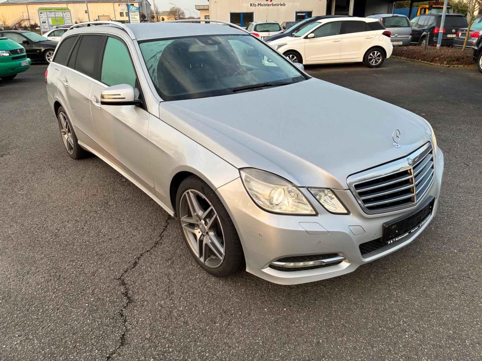 Mercedes-Benz E 220 E T-Modell E 220 CDI Avantgarde