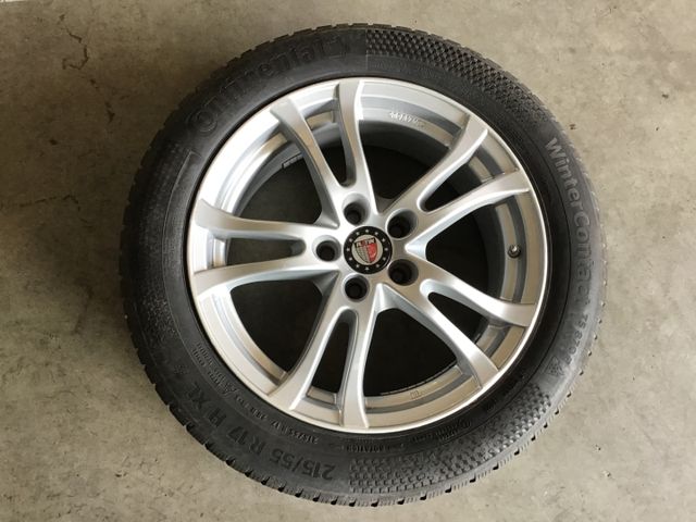 Fahrzeugabbildung Ford Focus ST-Line 1.5 Turnier Autom/Navi/Kamera/PDC