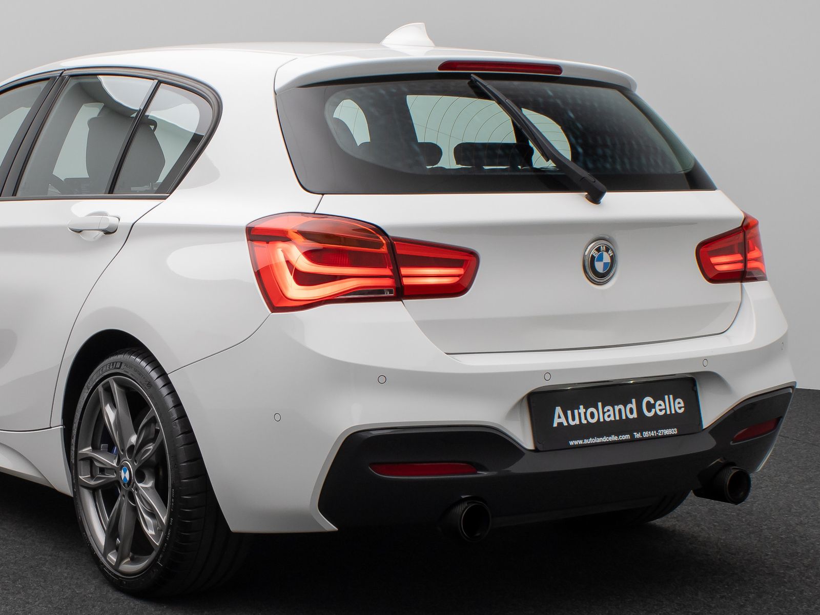 Fahrzeugabbildung BMW M135i xD Parkassist Glasdach H/K NaviPr Komfort
