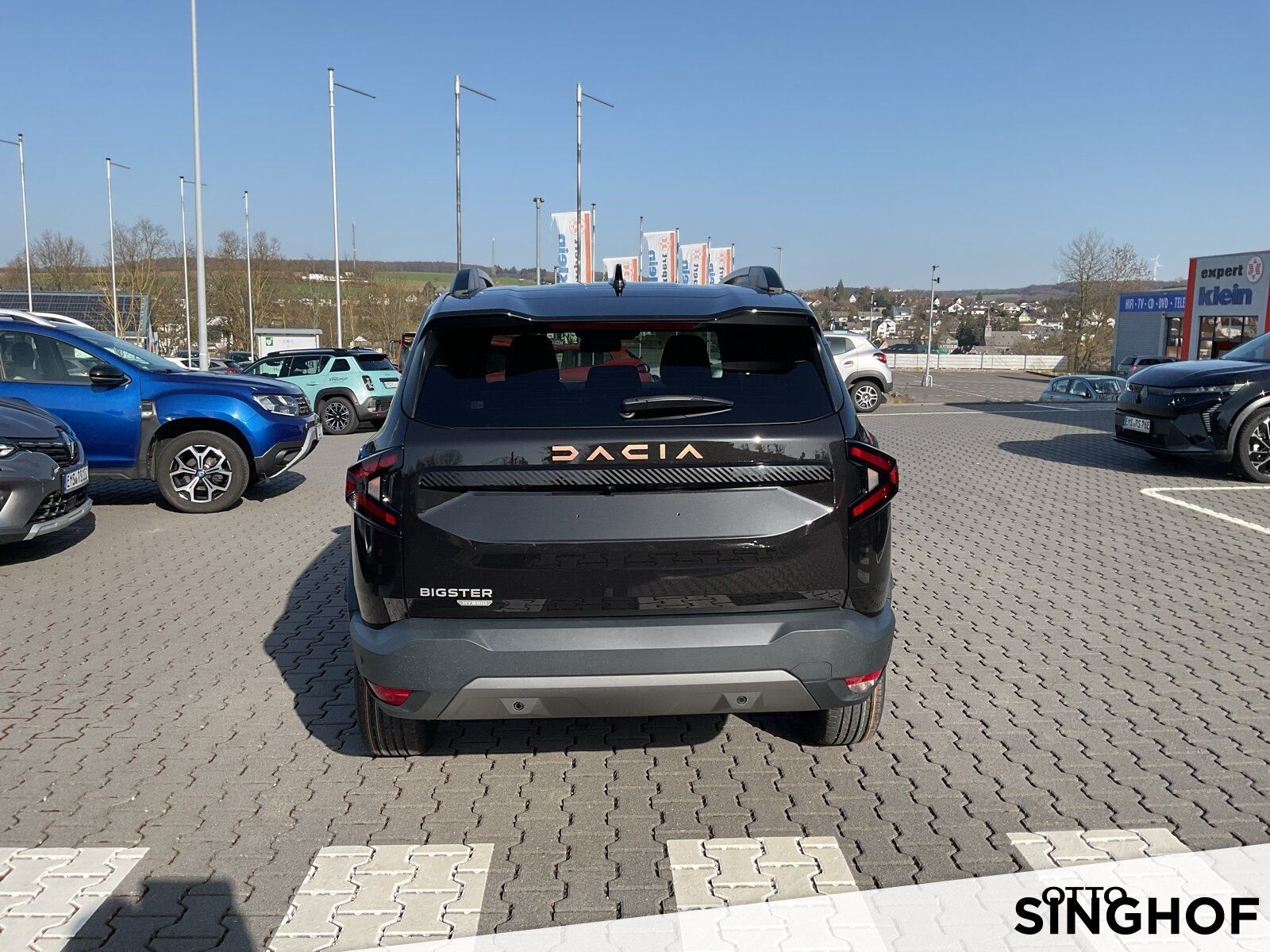 Fahrzeugabbildung Dacia Bigster Extreme Hybrid 155