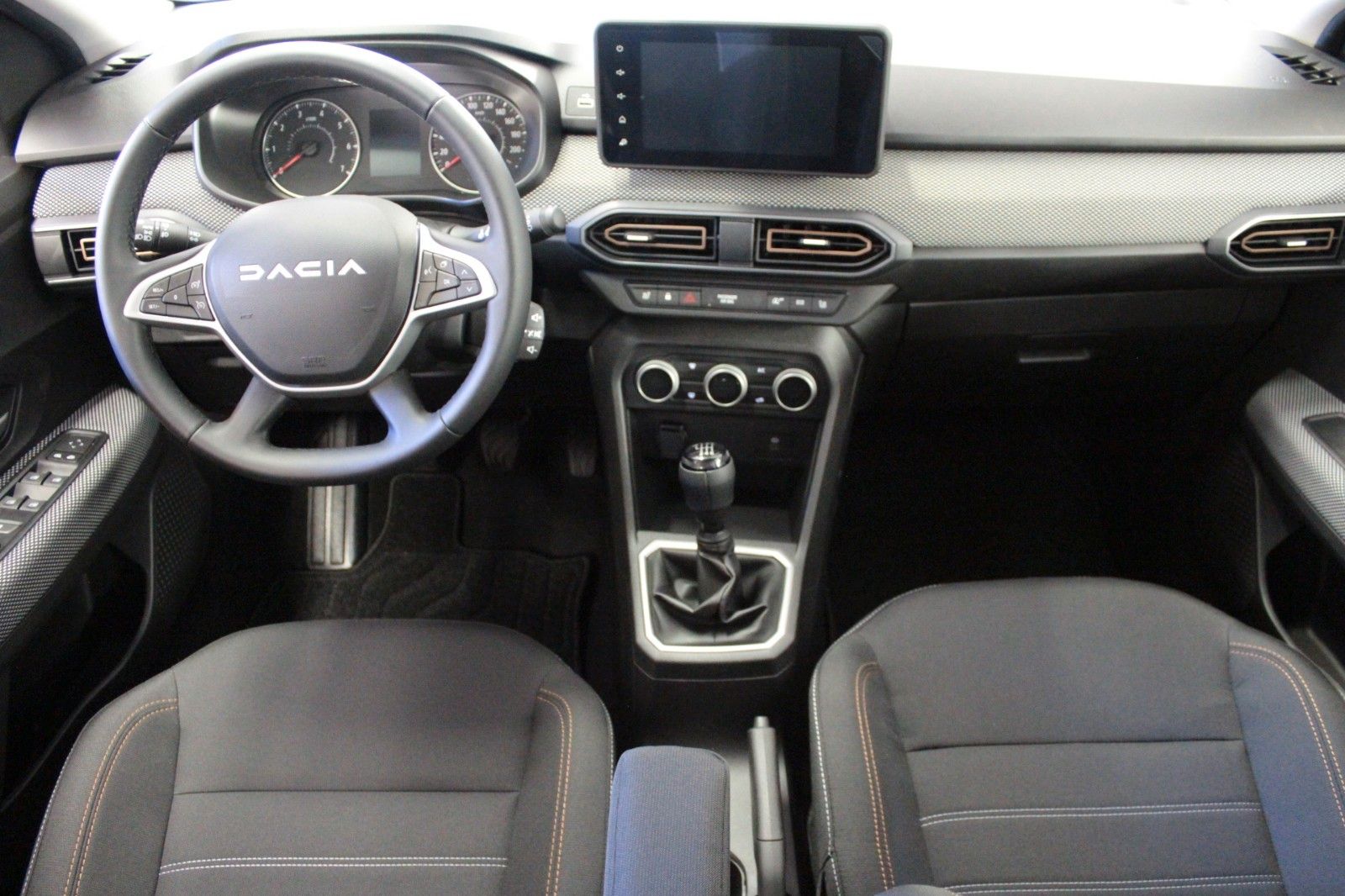 Fahrzeugabbildung Dacia Sandero Stepway TCe 90 Expression *WInterpaket*