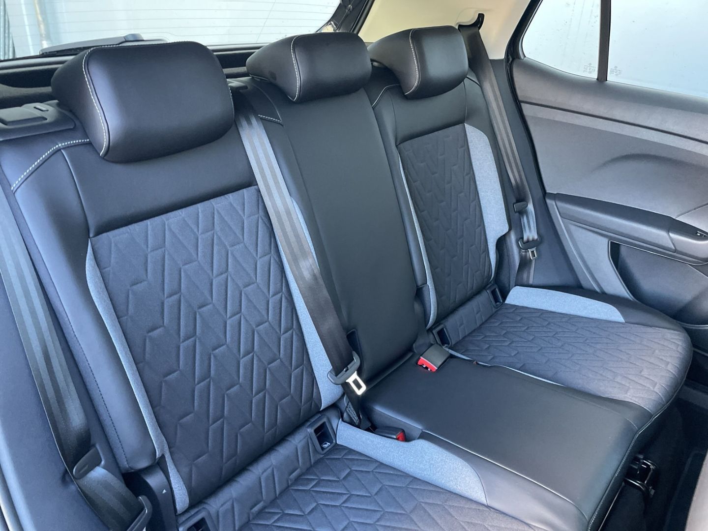 T-Cross ENERGY 1.0 TSI DSG Kamera/LED/ACC/Klima