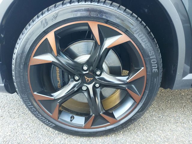 Formentor VZ 1.4 e-HYBRID *AHK+MATRIX+PANO+NAVI*