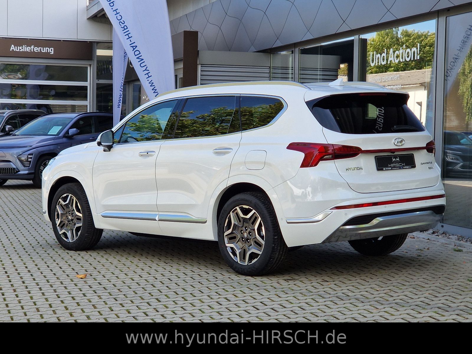 Fahrzeugabbildung Hyundai SANTA FE HEV 1.6 T-GDI 4WD SIGNATURE