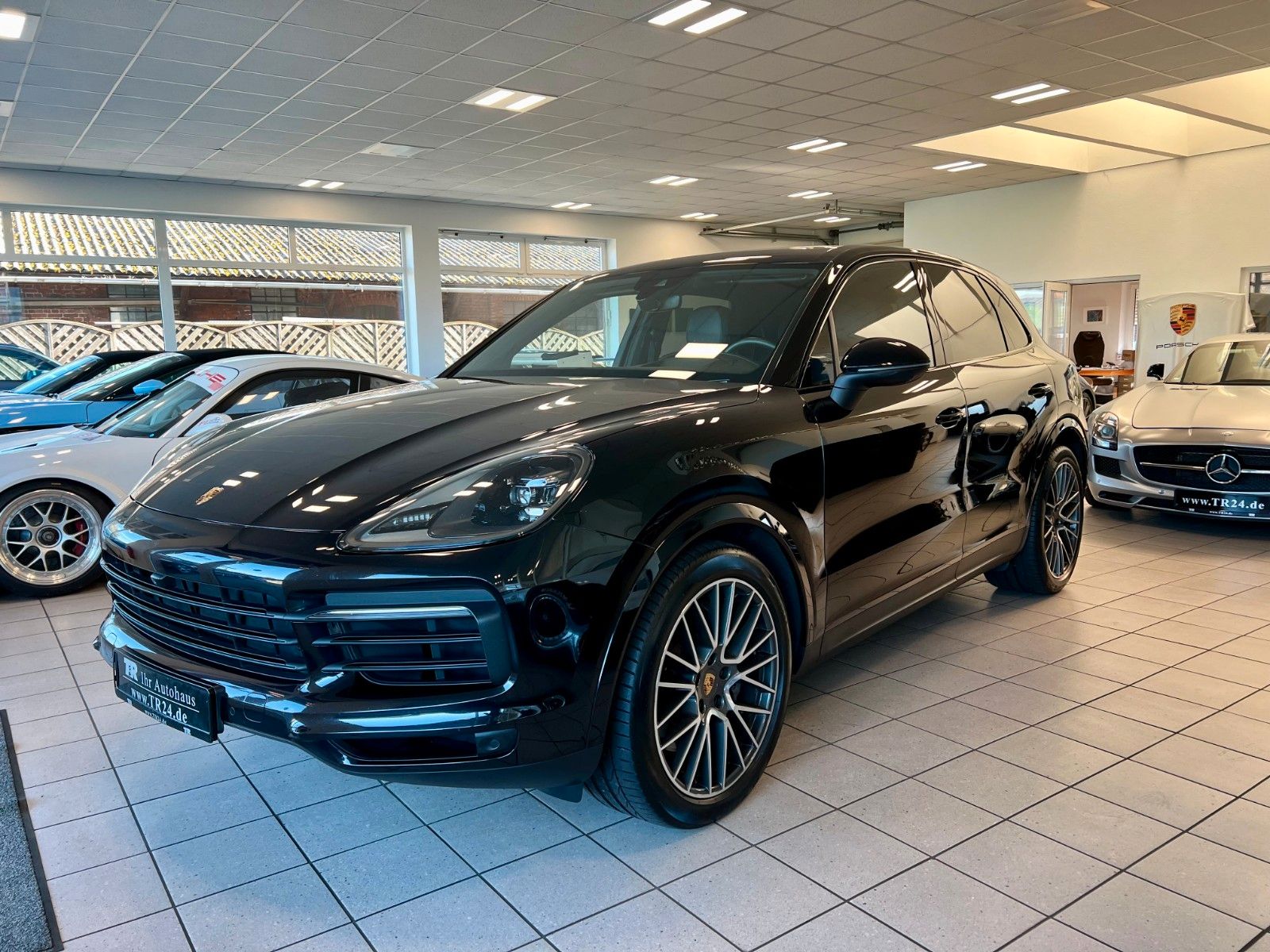 Fahrzeugabbildung Porsche Cayenne S Luftfederung/Panorama/HeadUP/Keyless