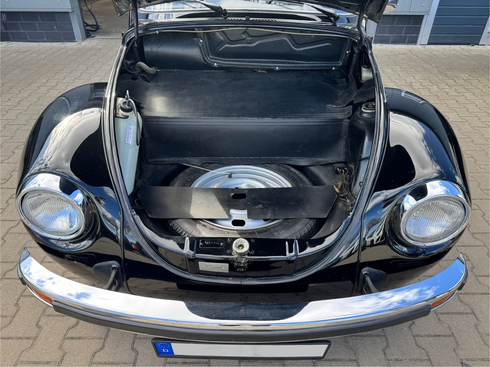 Fahrzeugabbildung Volkswagen Käfer 1303 Karmann Cabriolet MATCHING-NUMBERS