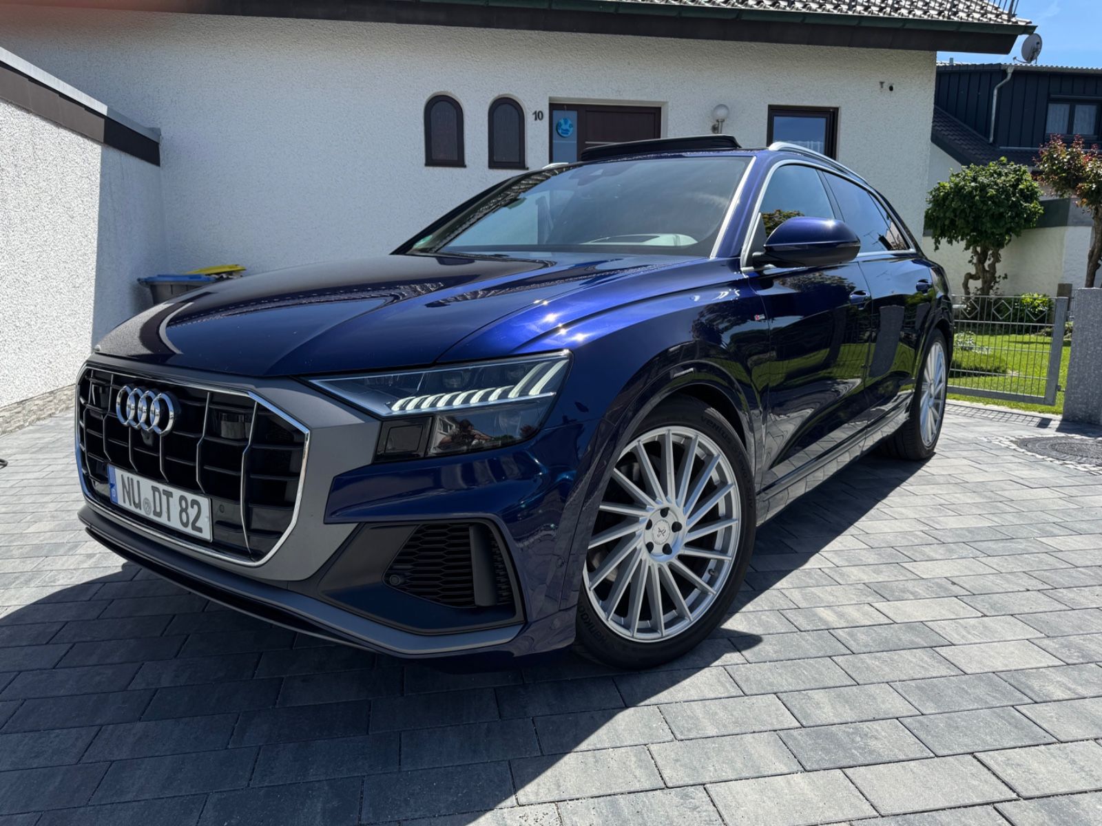 AUDI Q8 50 TDI Quattro S-line HUD-Matrix-Pano-AHK