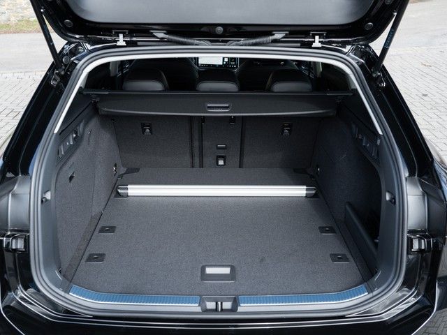 Passat Variant Business TDI DSG 8-fach AHK Matri