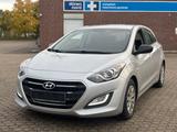 Hyundai i30 1.6 AUTOMATIK KLIMA 2HAND HU 12.27 - Hyundai i30 mit Diesel-Antrieb: Limousine, Automatik