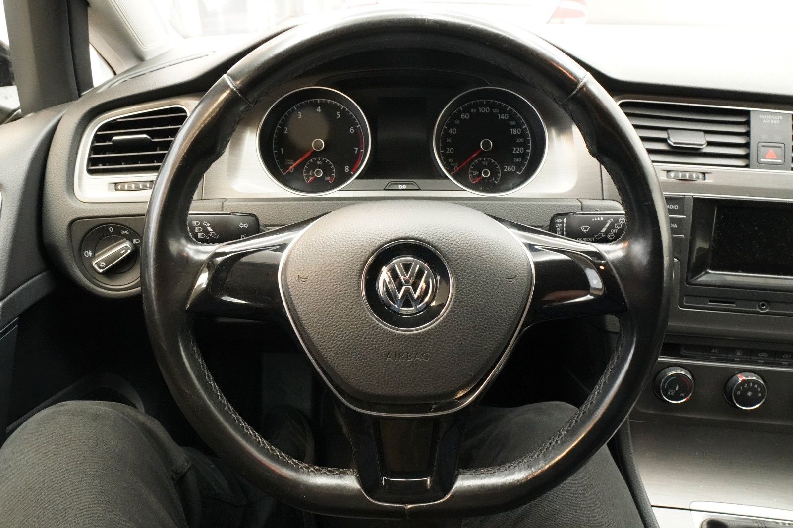Fahrzeugabbildung Volkswagen Golf VII Lim. Comfortline BMT