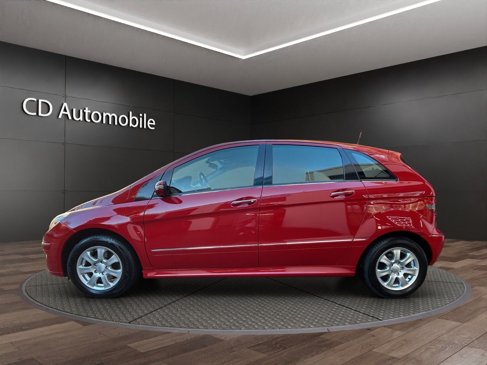 Fahrzeugabbildung Mercedes-Benz B 150 Klima/1Hand/AHK/