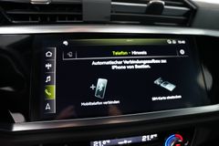 AUDI Q3 40 TFSI quattro S line | MMI Navi | Matrix AUDI Q3 40 TFSI quattro S line | MMI Navi | Matrix