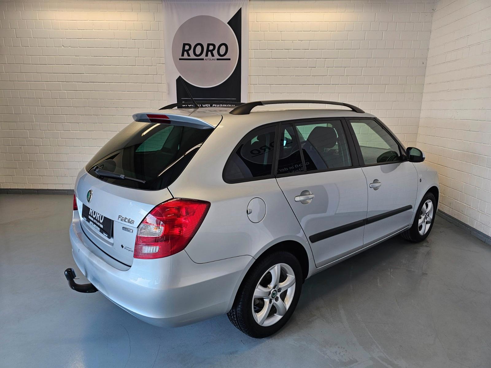 Skoda Fabia 1.2 TSI Combi Family + 8.Reifen/Klima/AHK