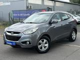 Hyundai ix35 2.0 CRDi Style AWD, AHK, Neue TÜV - Hyundai ix35 Gebrauchtwagen in Frankfurt