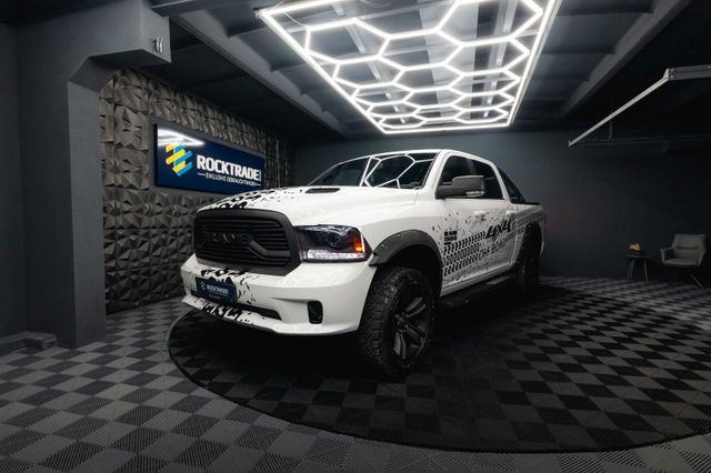 Dodge RAM 5.7 V8 HEMI 4x4 OFFROAD Night-Paket *LED*AHK