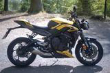 Triumph 765rs