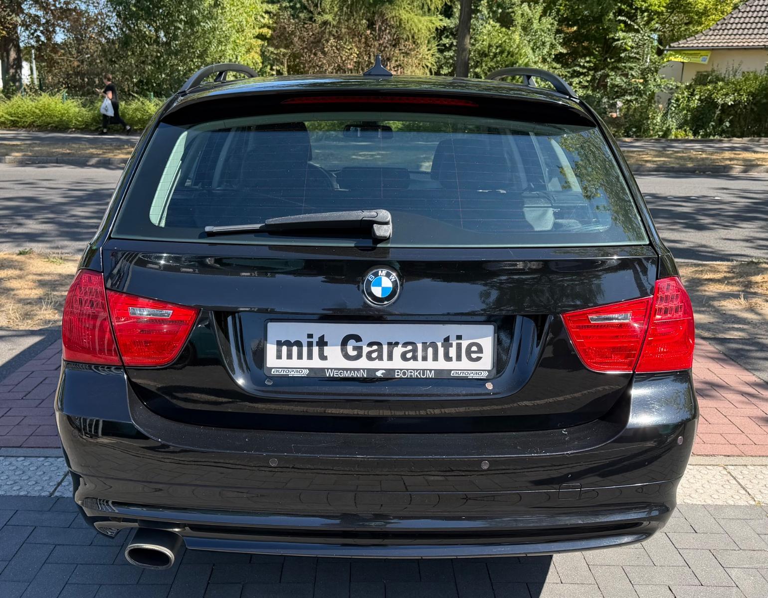 BMW 320 2008 — photo 5