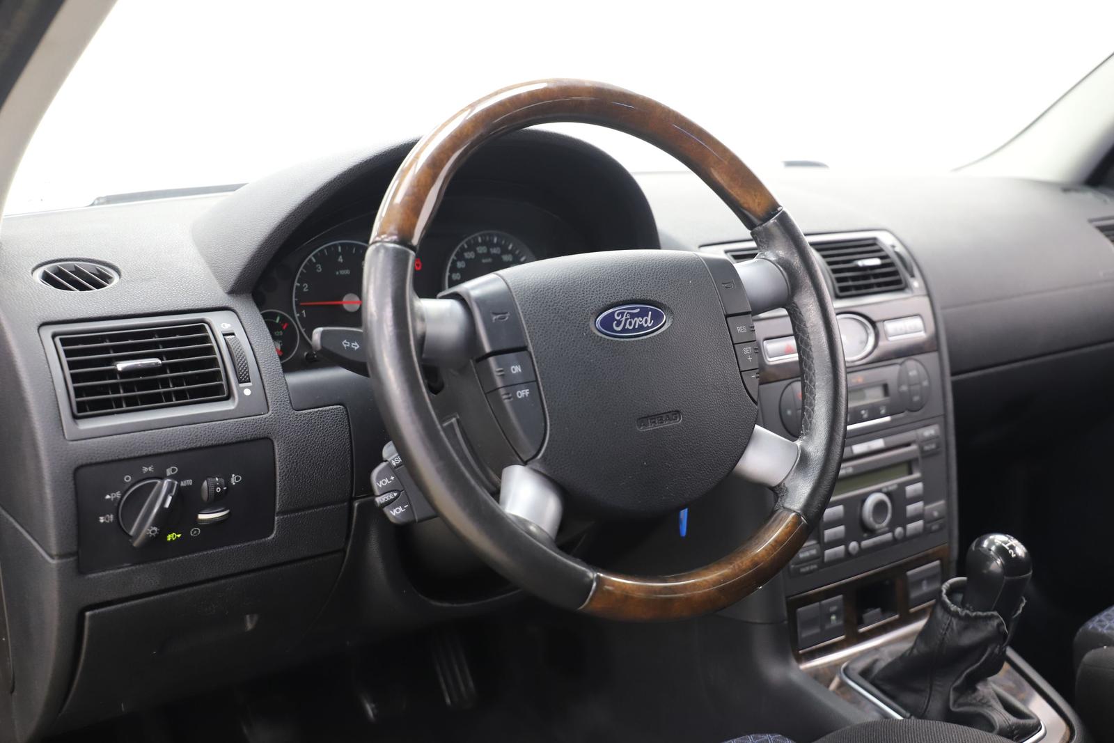 Ford Mondeo 2006 — photo 13