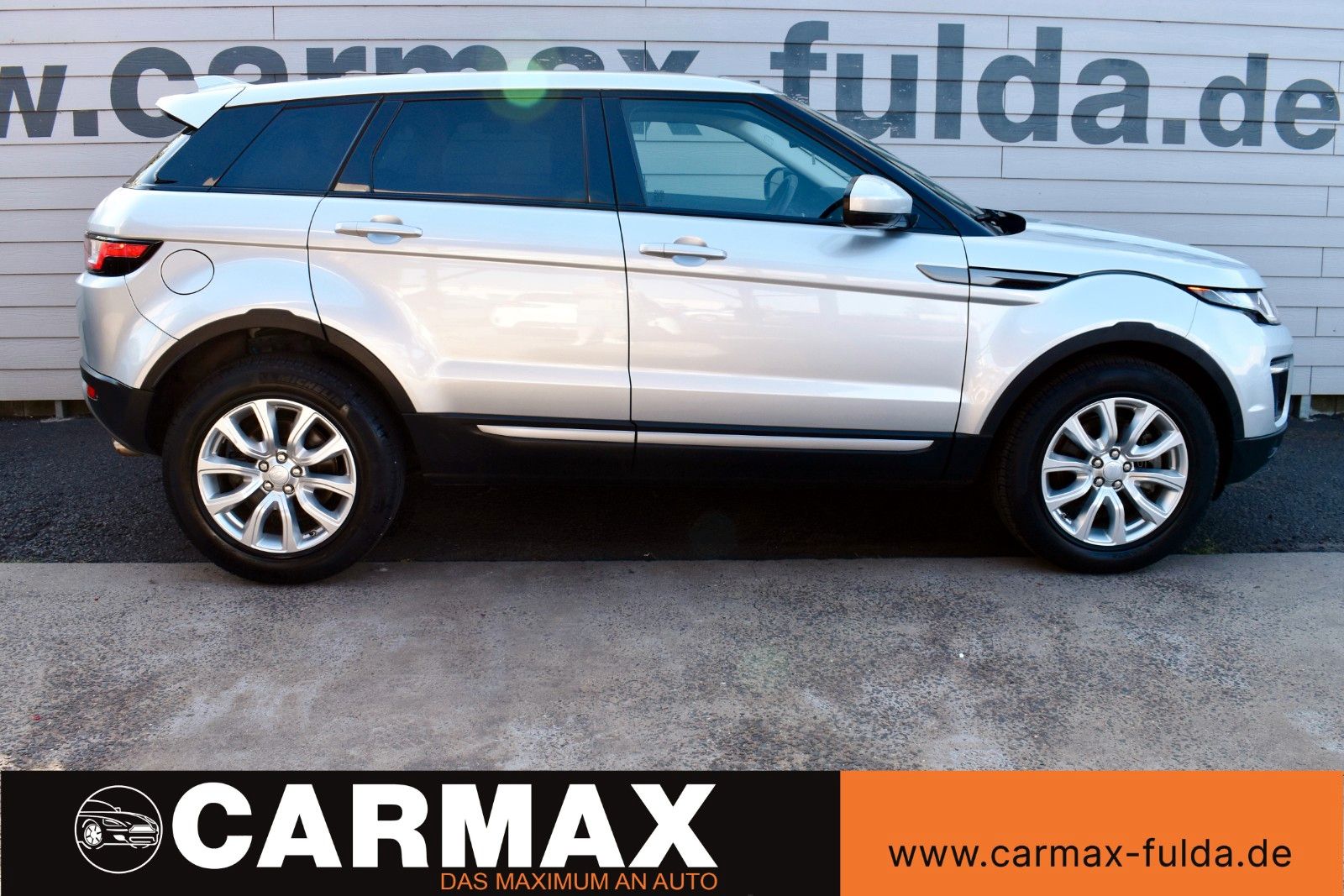 Fahrzeugabbildung Land Rover Range Rover Evoque SE AWD Automatik,Leder,Navi