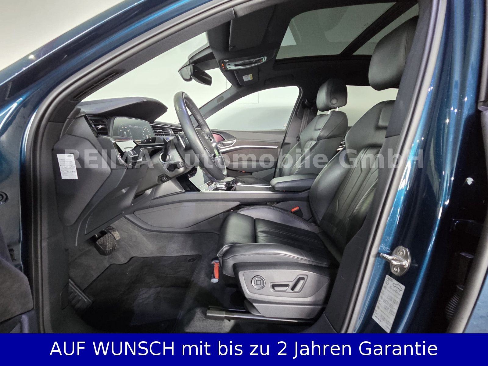 Fahrzeugabbildung Audi e-tron 55 quattro advanced, AHK, Virtual, ACC