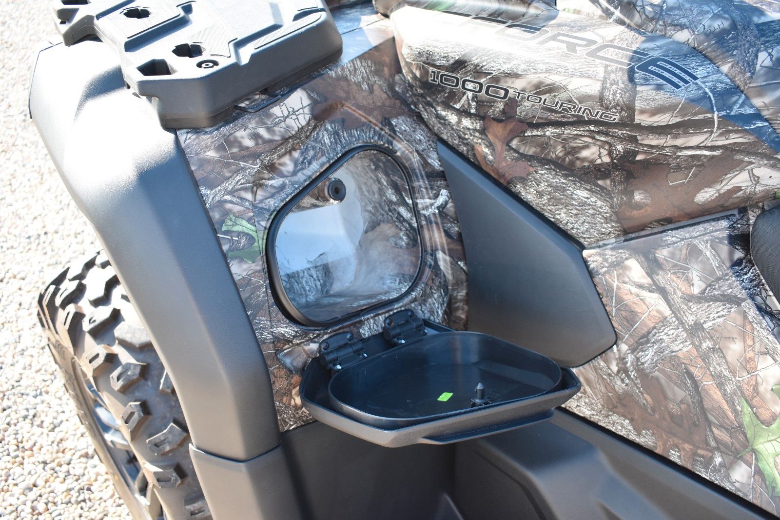 Fahrzeugabbildung CFMOTO CForce 1000 Touring Seilwinde Koffer Bügel AHK