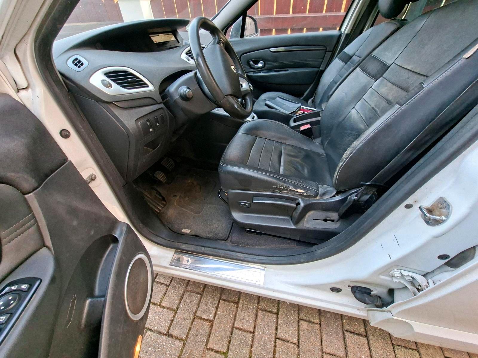 Renault Scenic 2009 — photo 6