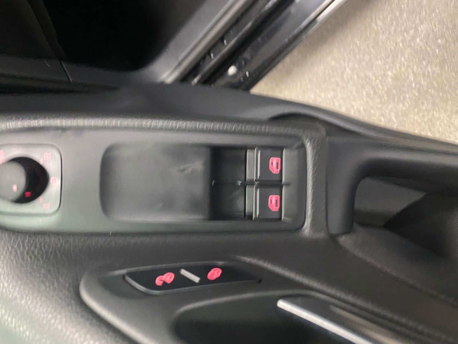 Fahrzeugabbildung Volkswagen Golf 6 1.2 TSI Trendline+CHECKHEFT+ALLWETTER+ALU