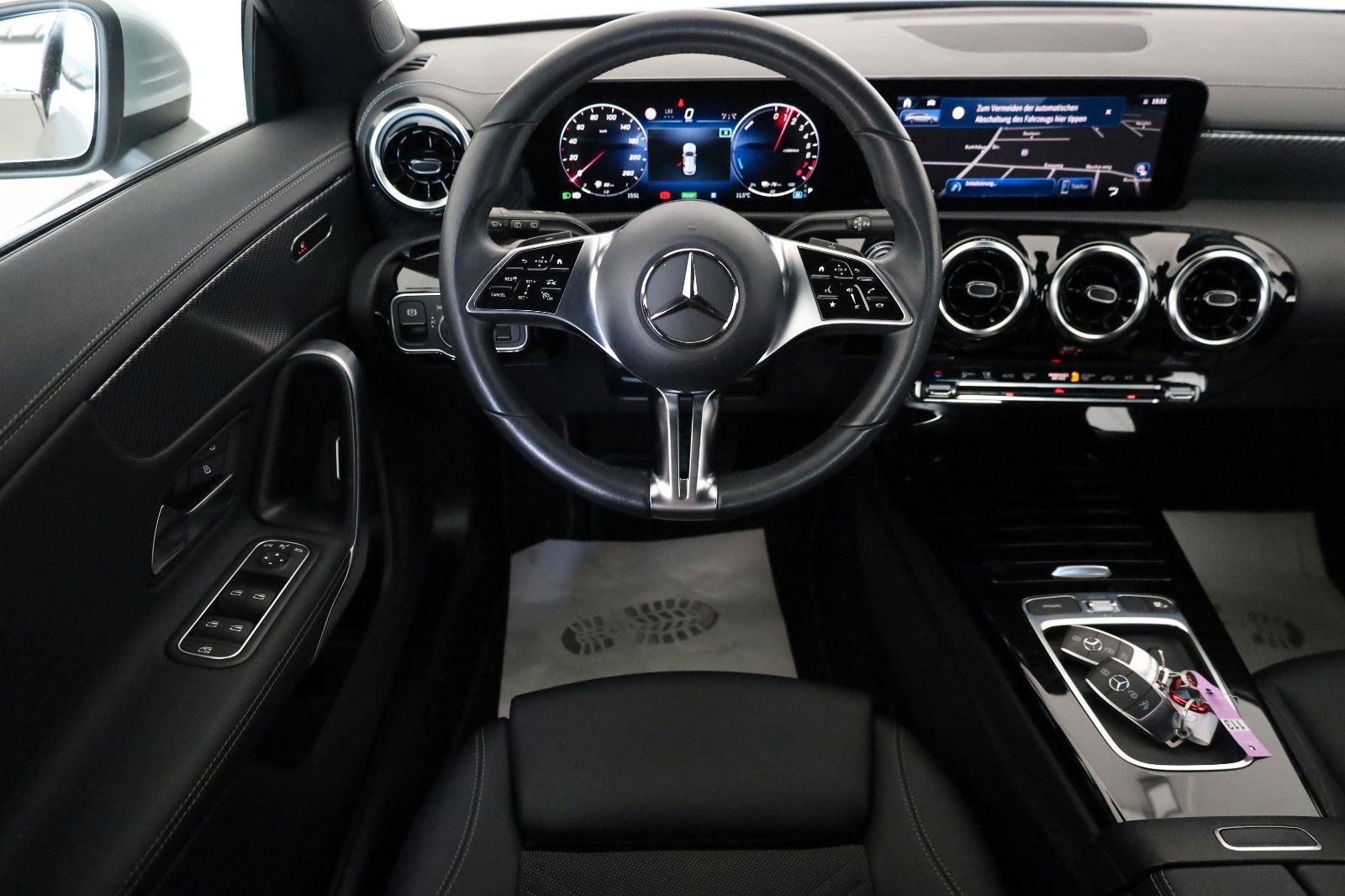 Fahrzeugabbildung Mercedes-Benz CLA 250 e SB,Leder,Navi,LED,SH,Kamera, Facelift!