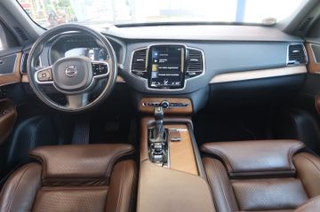 Volvo XC90 - 8