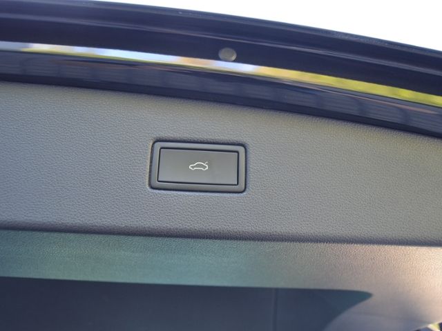 Tiguan 2.0 TDI 200 PS 4M DSG Elegance VOLL/AHK/P