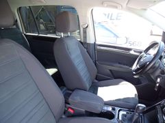 Fahrzeugabbildung Volkswagen Touran Highline BMT/Start-Stopp DSG **LED / NAVI