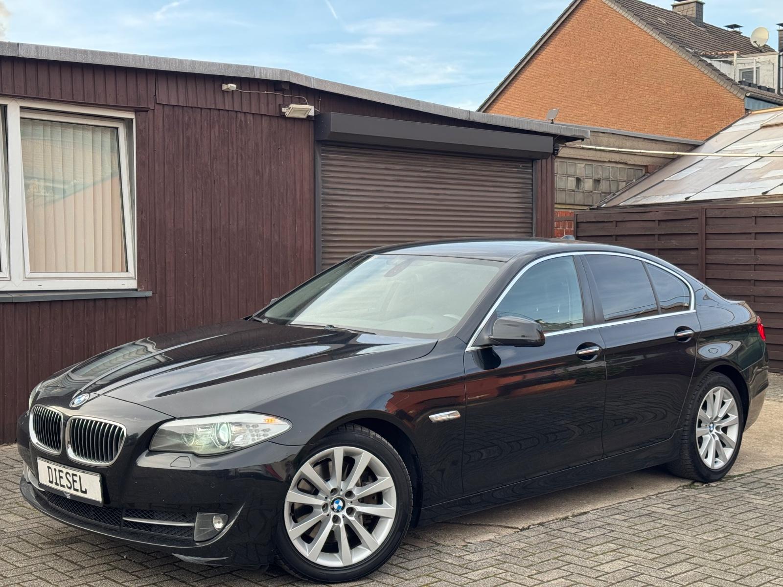 BMW 530d Limousine Aut. NAVI LEDER XENON PDC ALU