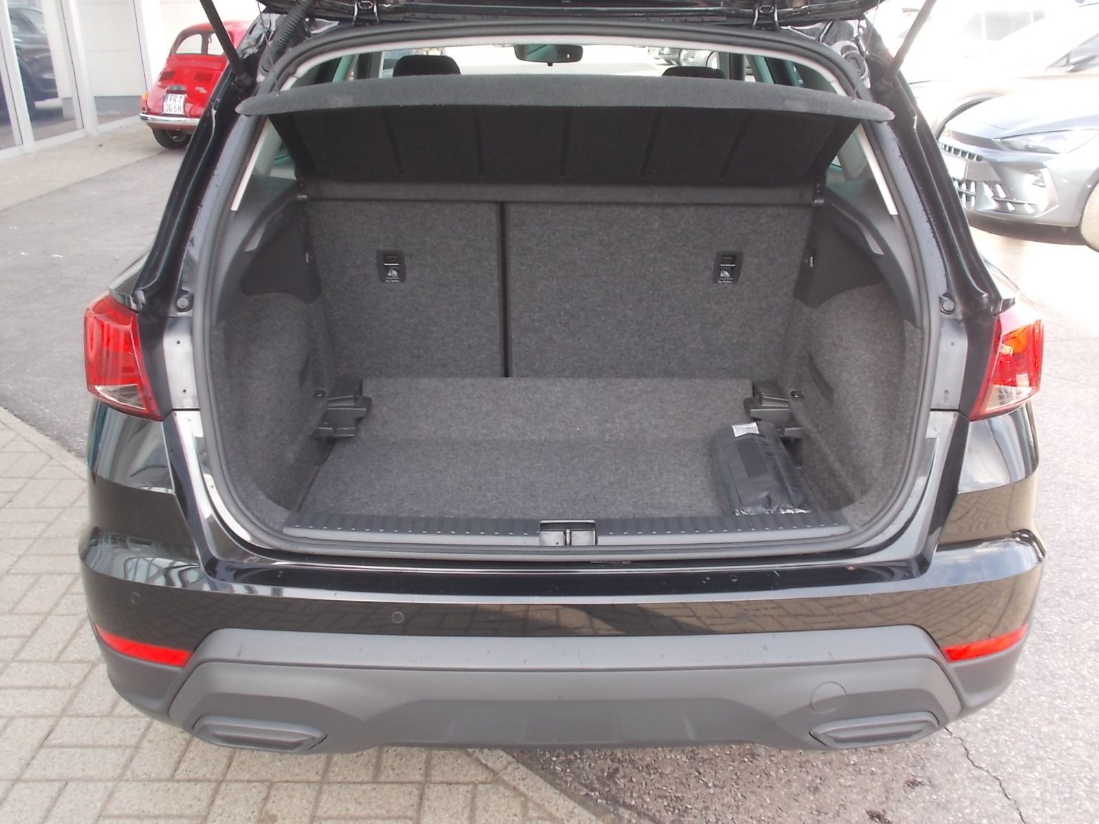 Fahrzeugabbildung SEAT Arona 1.0 TSI Style LED ALU