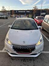 Peugeot 208 1.6 GTi 200 THP GTi - Peugeot 208 von privat