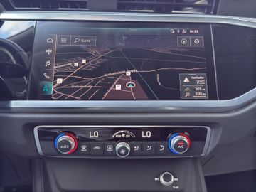 Audi Q3 35 TDI S-Tronic*LED*NAVI*ACC*LANE*SIDE*TOP