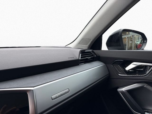 Q3 40 TFSI quattro advanced LED+PANO+STHZ+ACC+DC