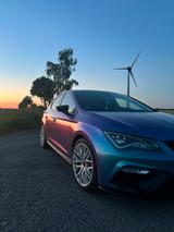 Seat Leon 2.0 TSI Start&Stop ST CUPRA 300 CUPRA 300 - Seat Leon: Blau