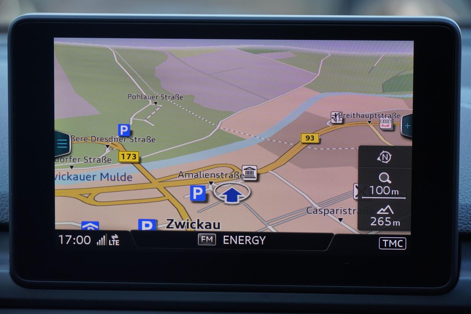 Audi A4 2.0 TFSI S-tronic S-Line LED ACC Navi Kamera