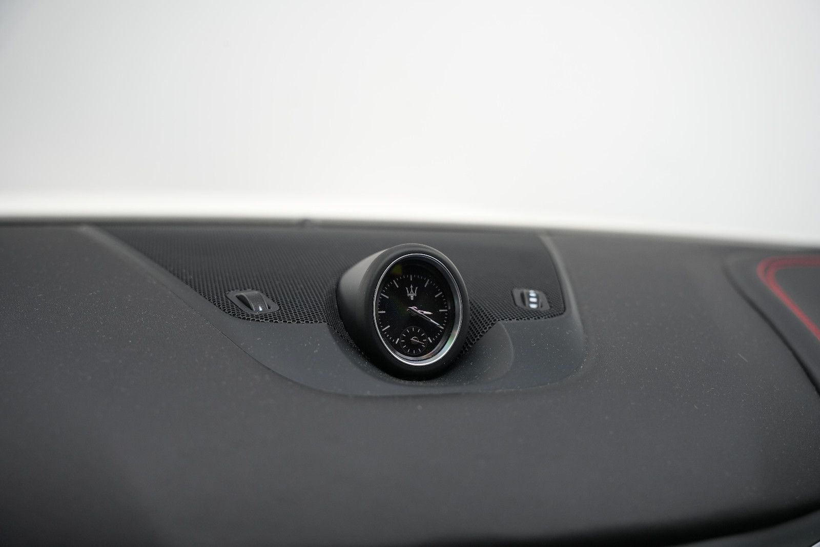 Fahrzeugabbildung Maserati Levante S/CARBON/HARMAN-KARDON/KAMERA/BRD