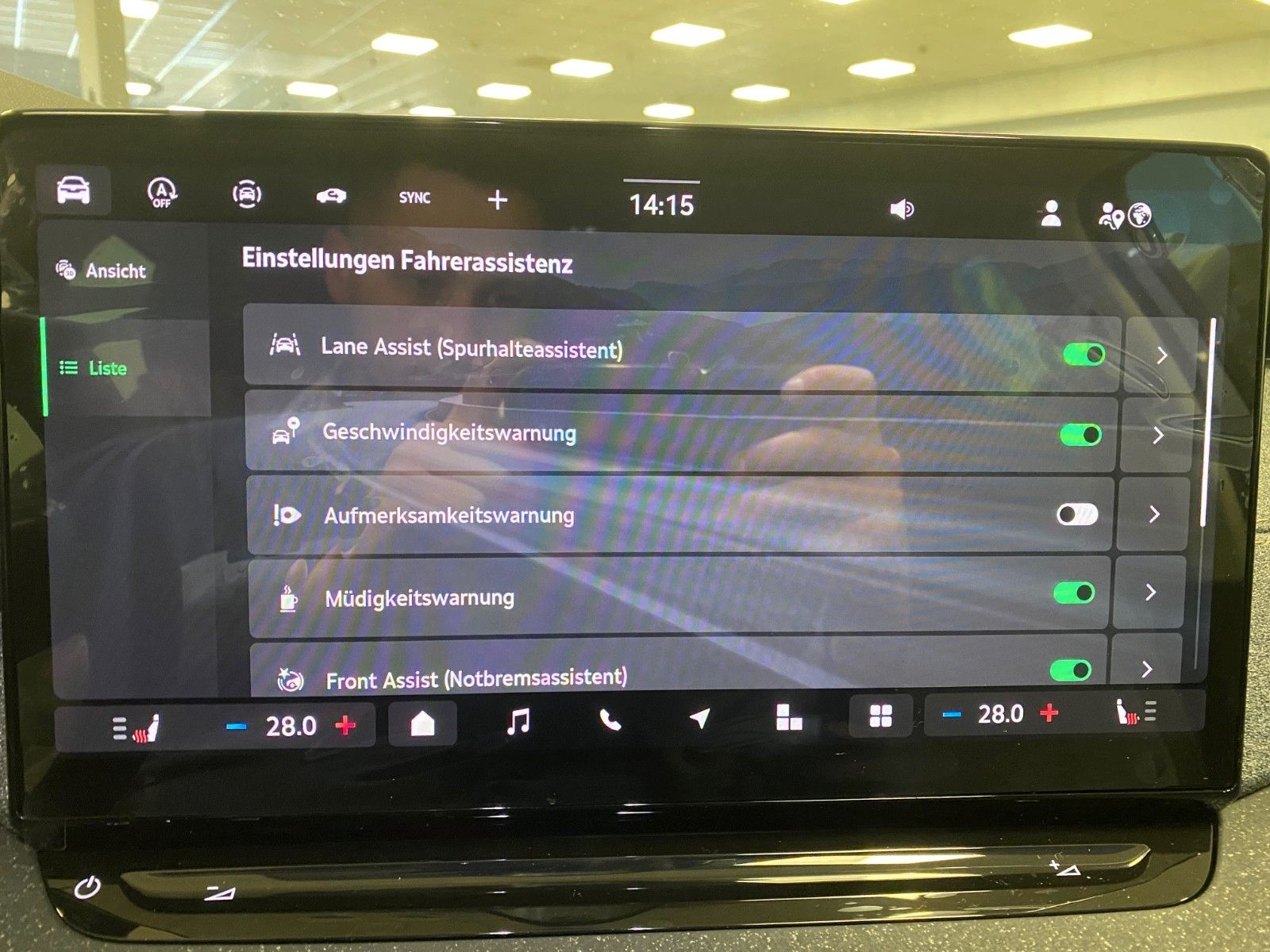 Fahrzeugabbildung SKODA Octavia 1.5 TSI MHEV DSG Selection+NAVI+AHK+ACC+