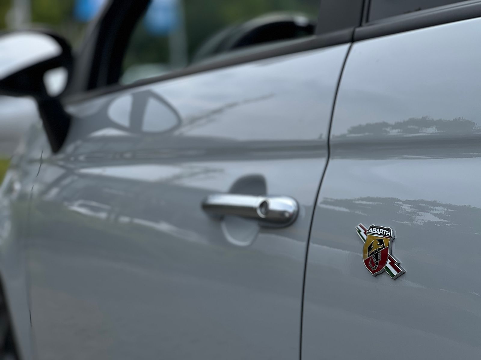 Fahrzeugabbildung Abarth 595C Aut. CARPLAY KLIMA XENON ALU